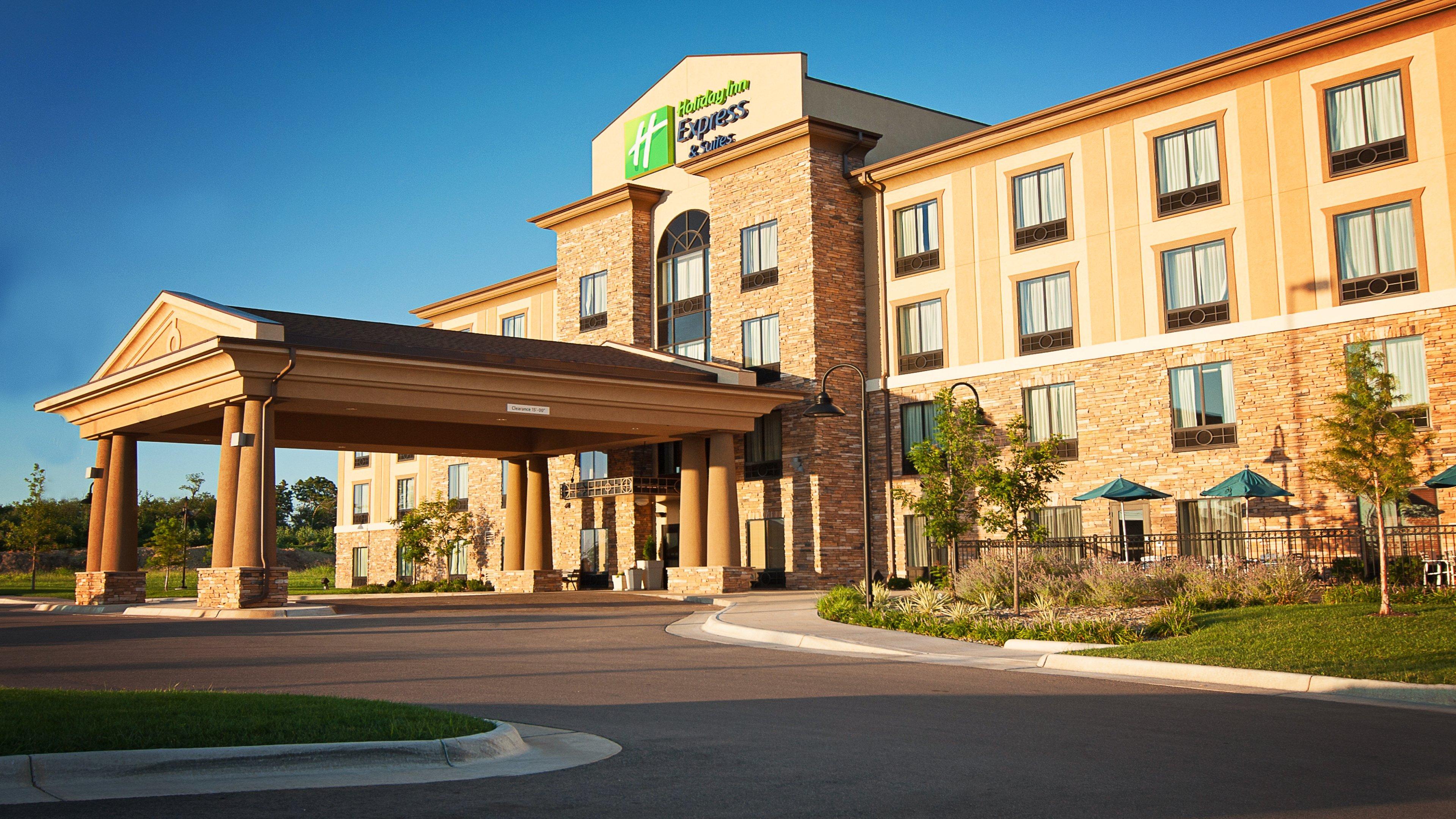 Holiday Inn Express Hotel & Suites Wichita Northeast By Ihg Экстерьер фото