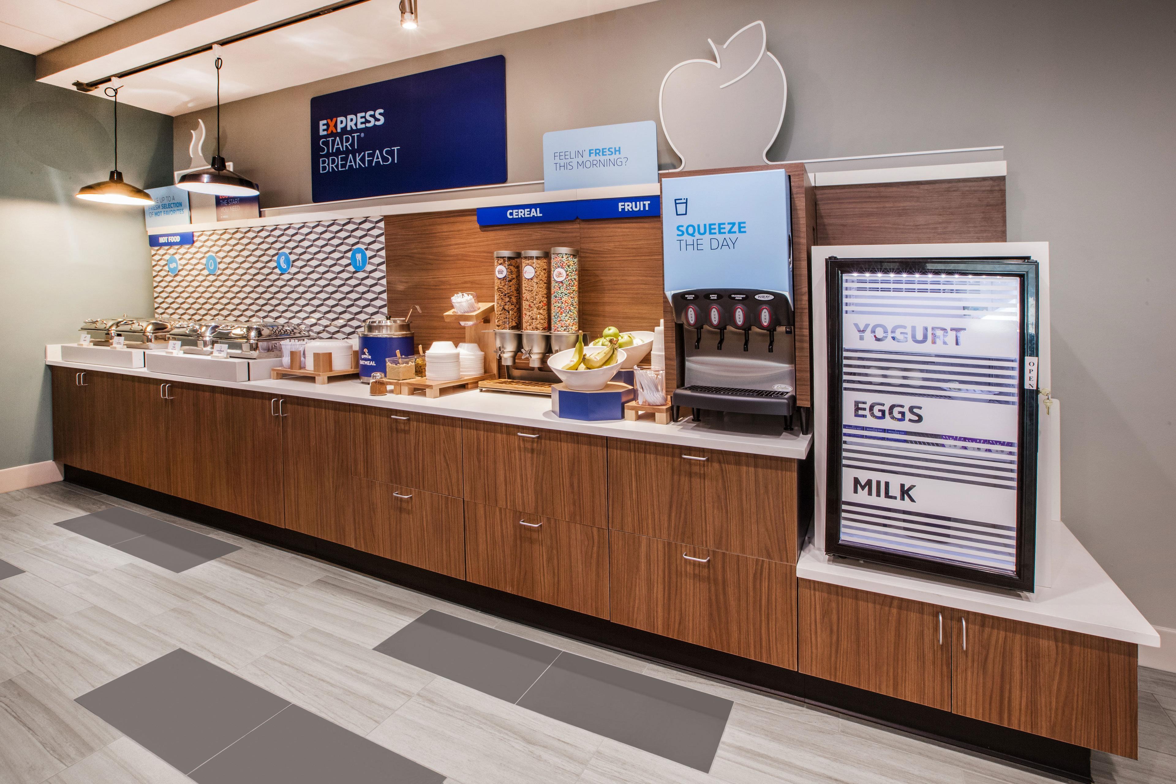 Holiday Inn Express Hotel & Suites Wichita Northeast By Ihg Экстерьер фото