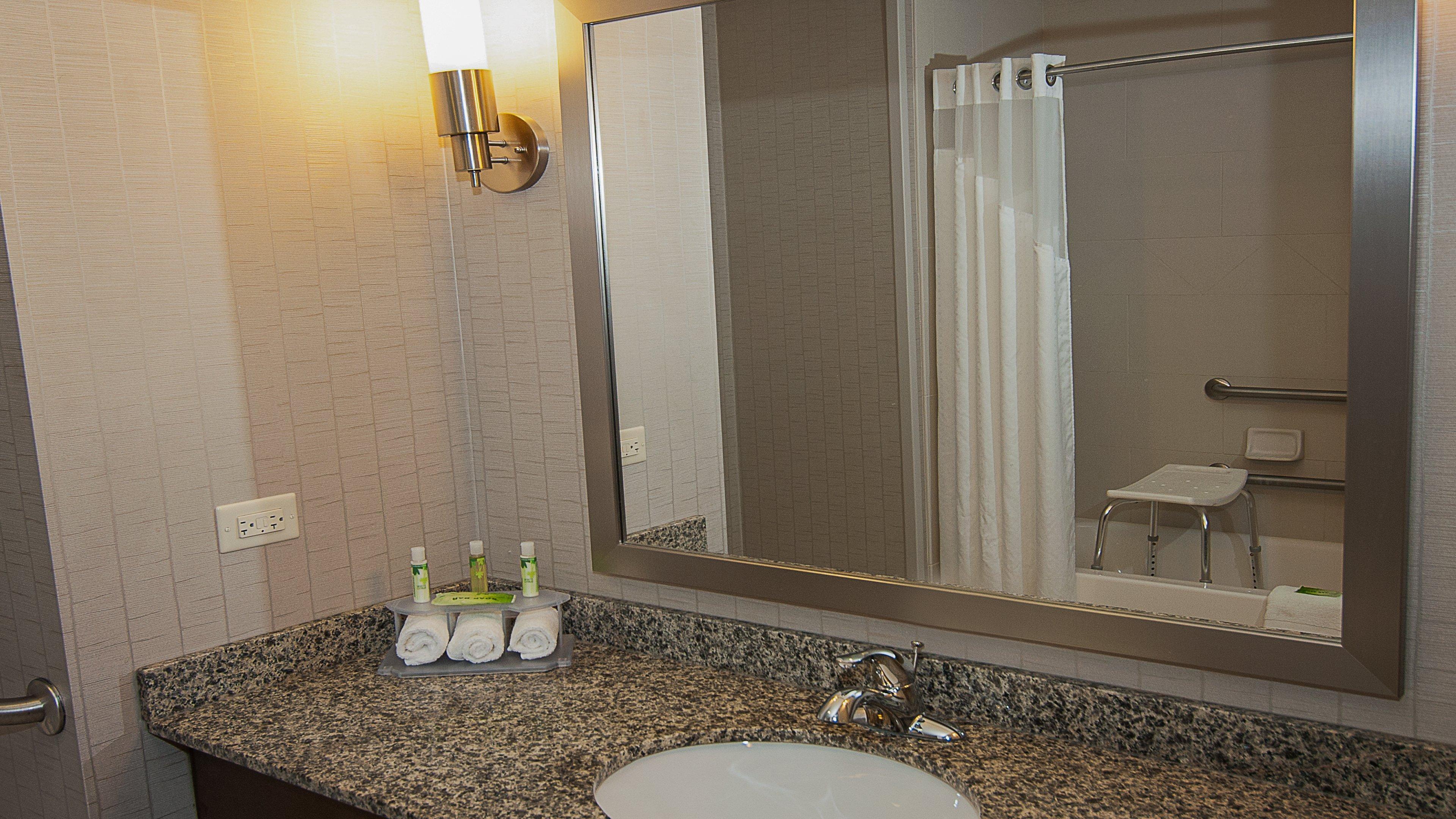 Holiday Inn Express Hotel & Suites Wichita Northeast By Ihg Экстерьер фото