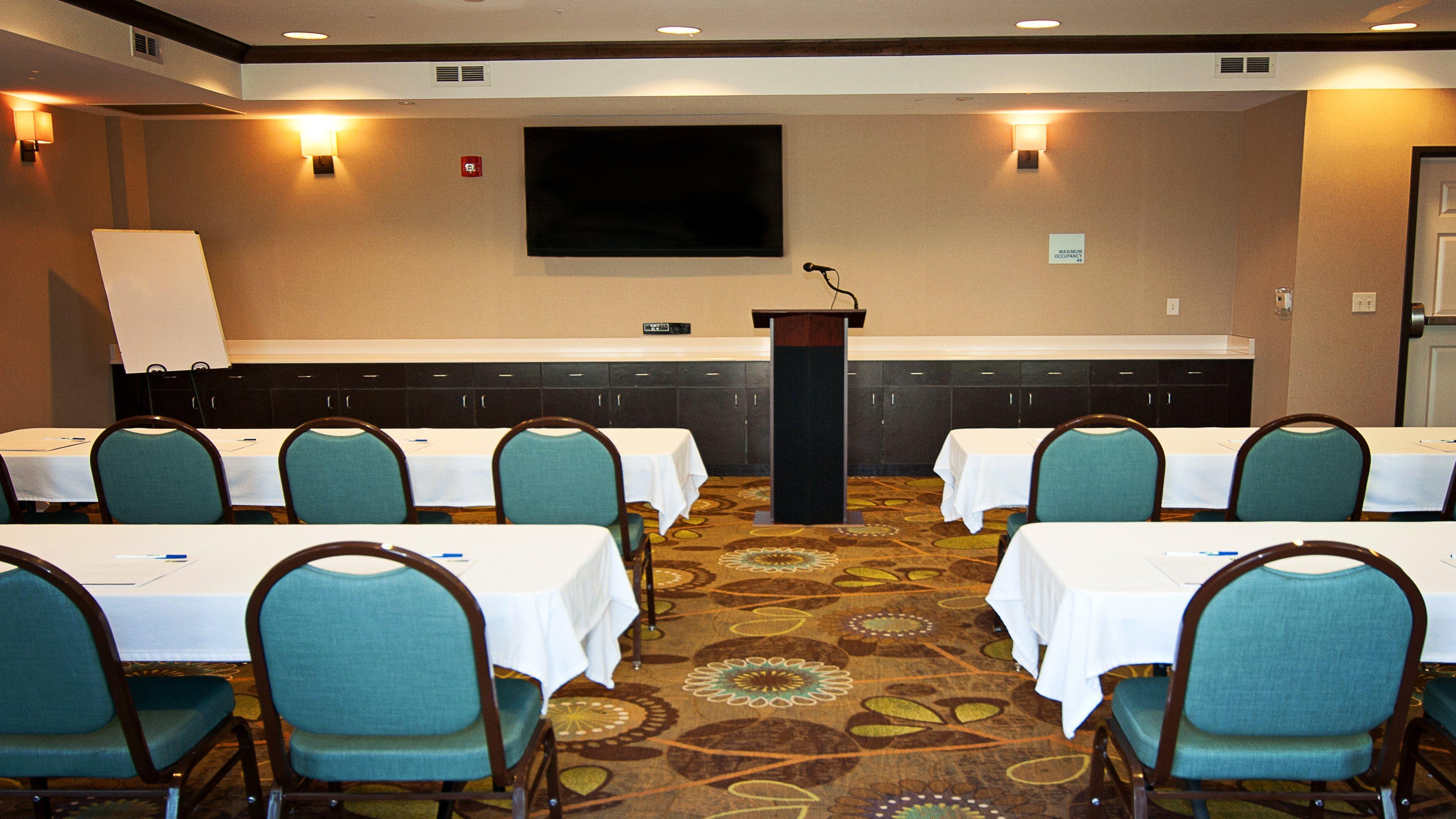 Holiday Inn Express Hotel & Suites Wichita Northeast By Ihg Экстерьер фото